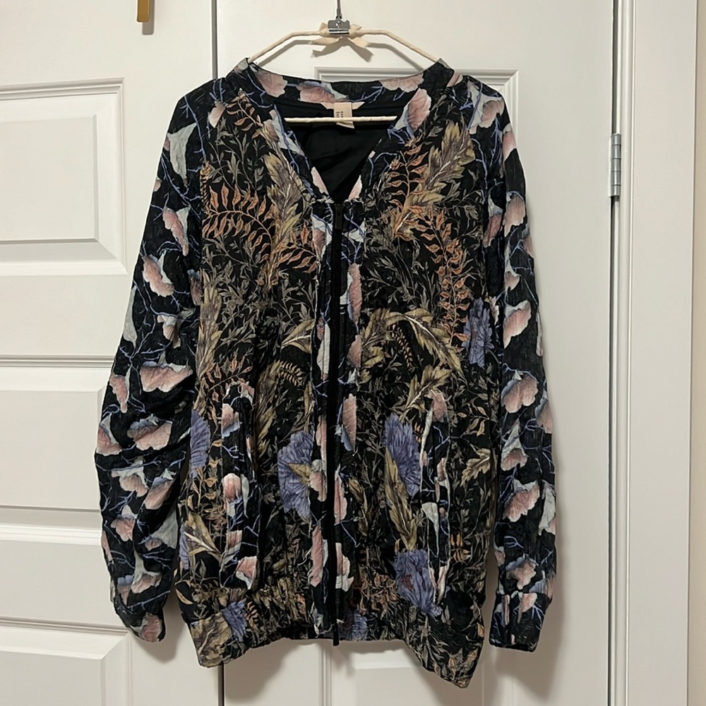 H&M special edition floral oversized bomber jacket, size US 10